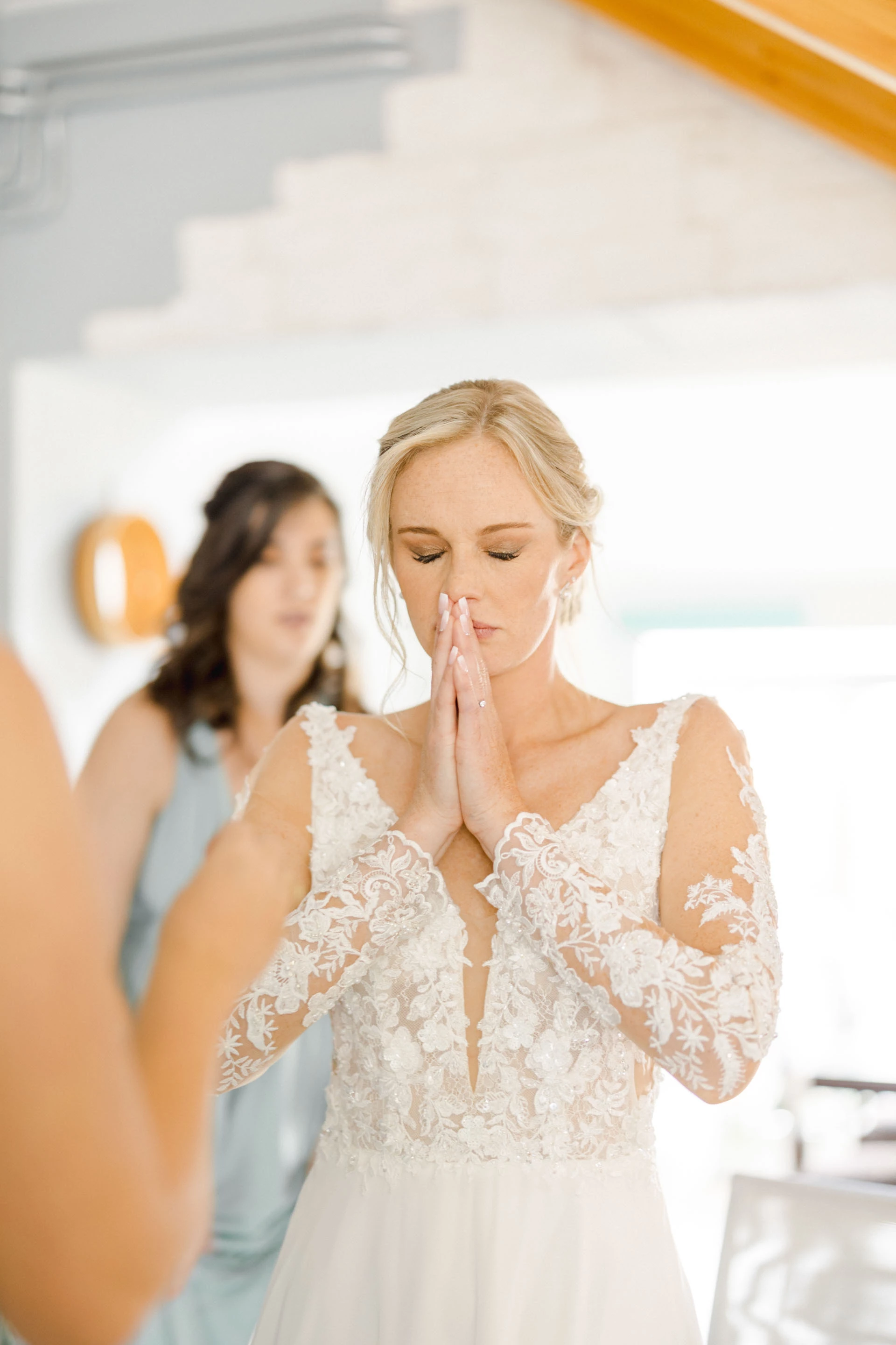 robe dentelle gris marron orange